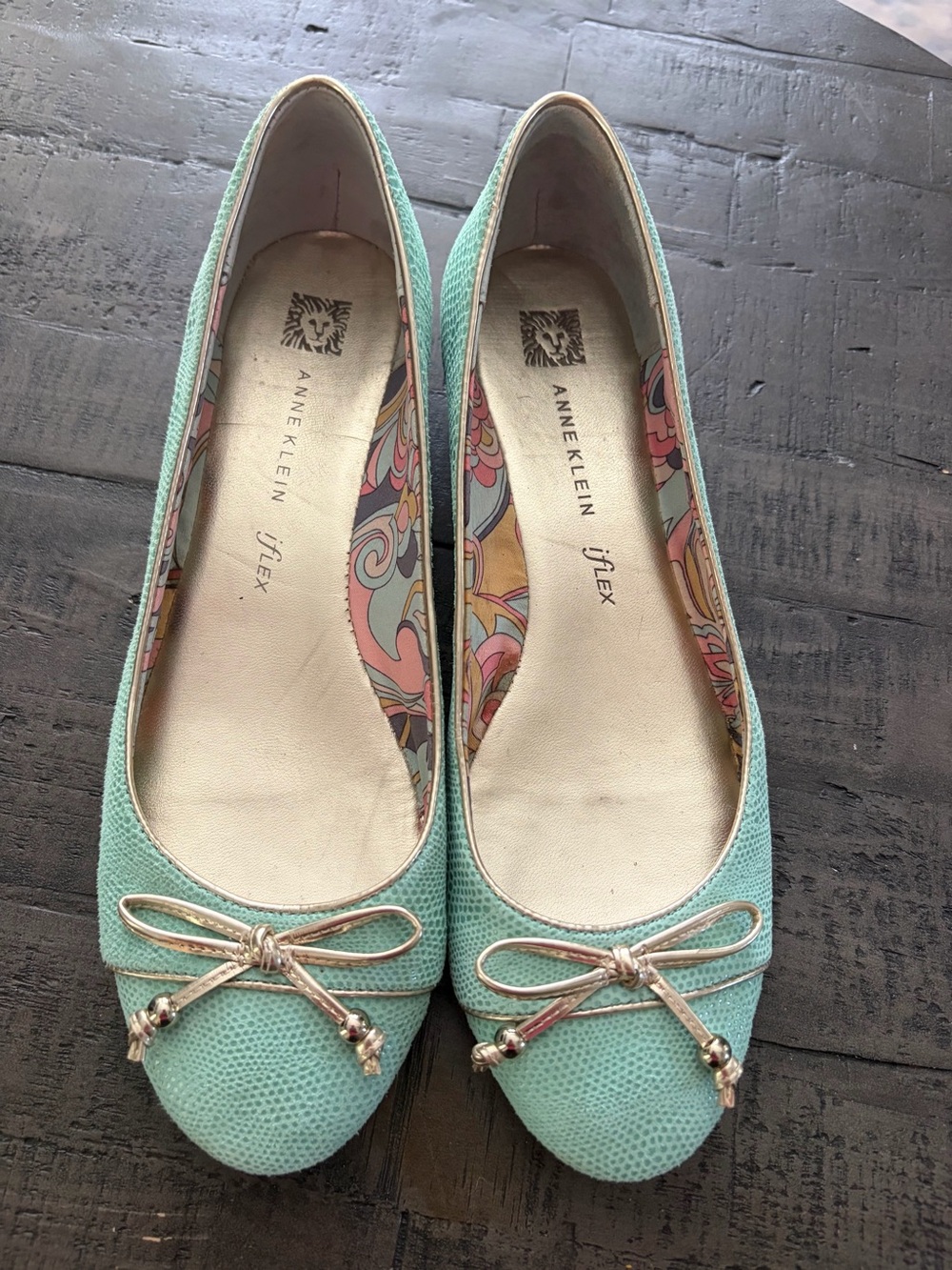 Anne Klein iFlex Raylene Mint Green Reptile Suede Ballet Flats with Gold Bow